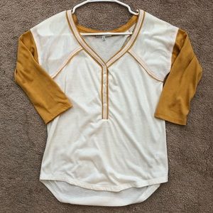 Baseball tee